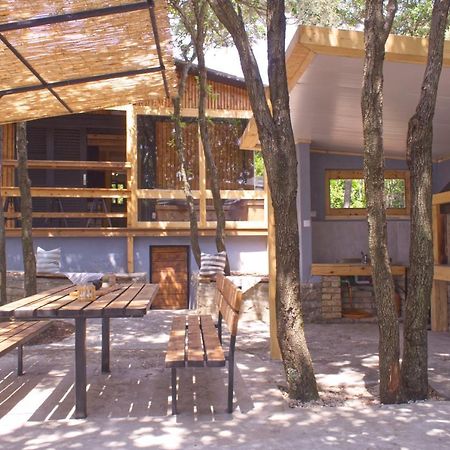 Soul Retreat Beach House Peruski Bagian luar foto