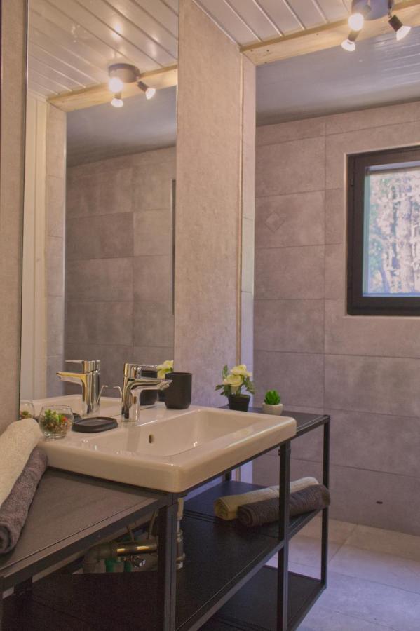 Soul Retreat Beach House Peruski Bagian luar foto