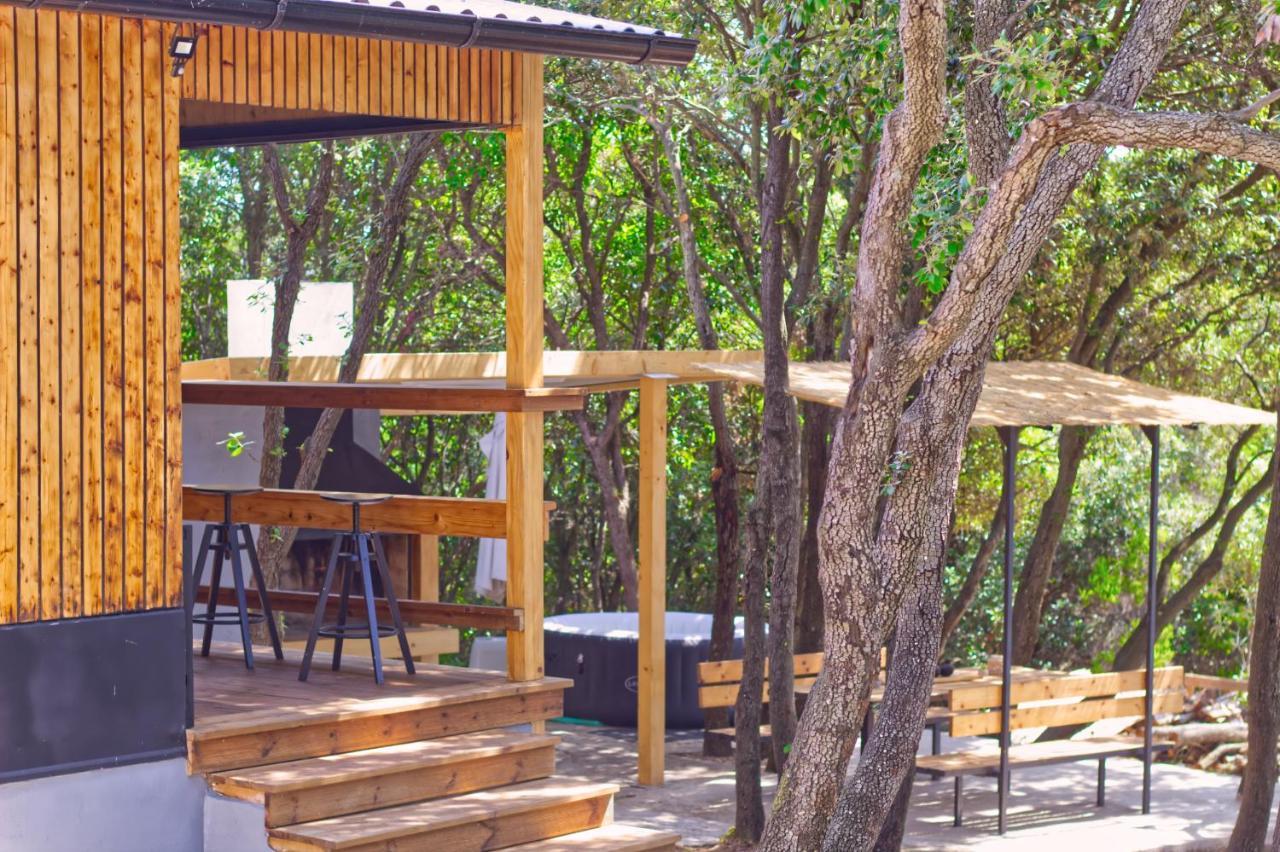 Soul Retreat Beach House Peruski Bagian luar foto